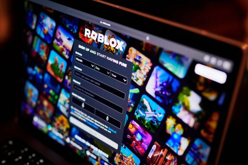 L.A. County sues Roblox, alleges platform makes it easy for adults to target children